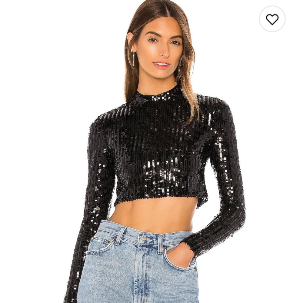 Superdown Tylee Cropped Sequin Top 
SOLD OUT EVERYWHERE 🔥